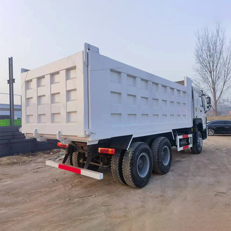 사용 된 Howo Euro 2 371HP 375hp 40 톤 틱퍼 트럭 10 바퀴 6x4 중고용 덤프 트럭