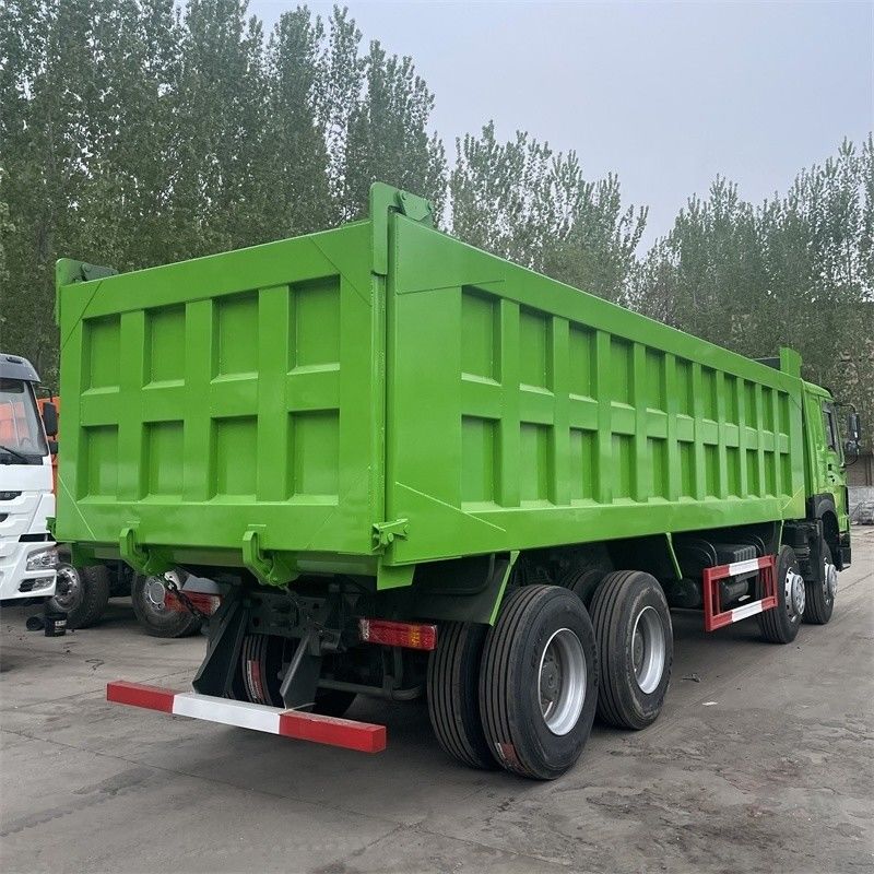 SINO TRUCK 12 바퀴 30m3 HOWO 40톤 8x4 성능의 사용 된 템퍼 덤프