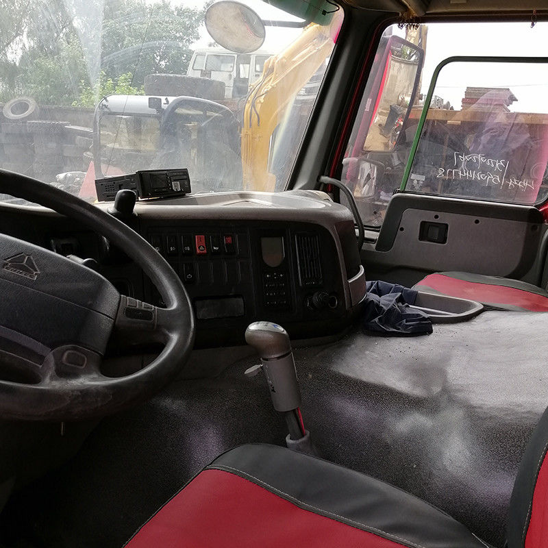 10 앞변속기 사용된 Sinotruk HOWO 6X4 덤프 트럭 371HP WEICHAI 엔진