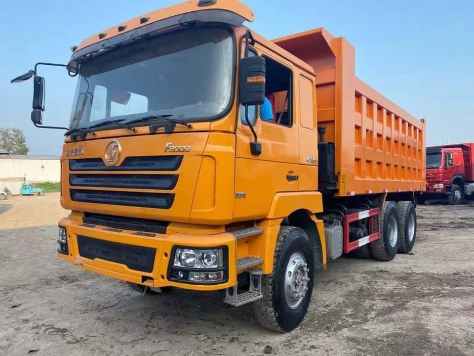 8L 엔진 용량 건설 재료를 로딩하는 중량 Shacman F3000 덤프 트럭