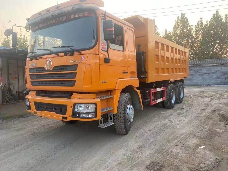 8L 엔진 용량 건설 재료를 로딩하는 중량 Shacman F3000 덤프 트럭