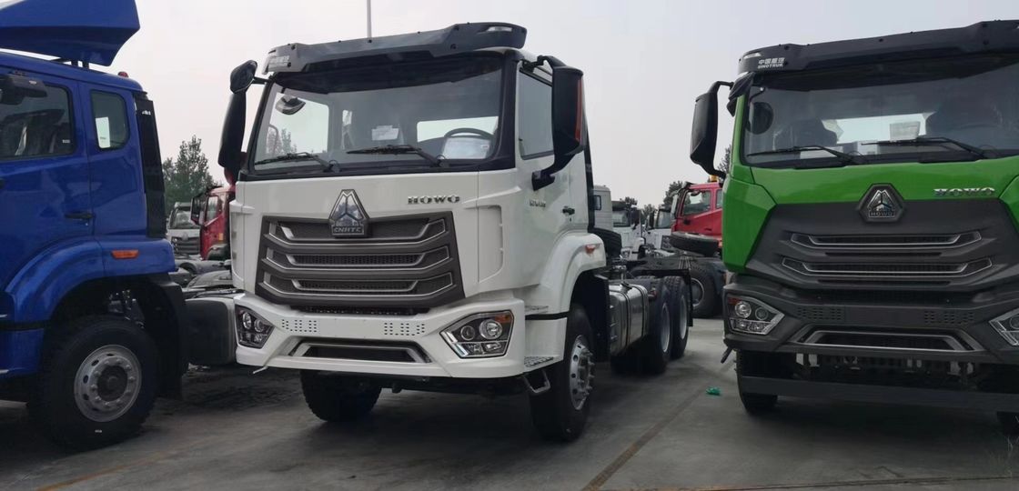 강력한 커민스 400hp 왼손 운전 10 타이어 6x4 Sinotruk Hohan 헤드 트랙터 트럭