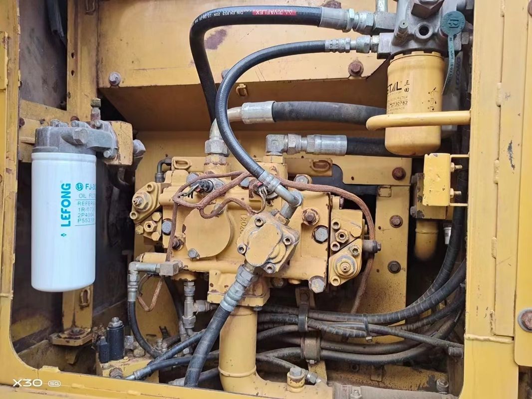 20930 KG 20 톤 Cat 320D2L 사용 된 발굴기 Cat320D 크롤러 고양이 발굴기 판매