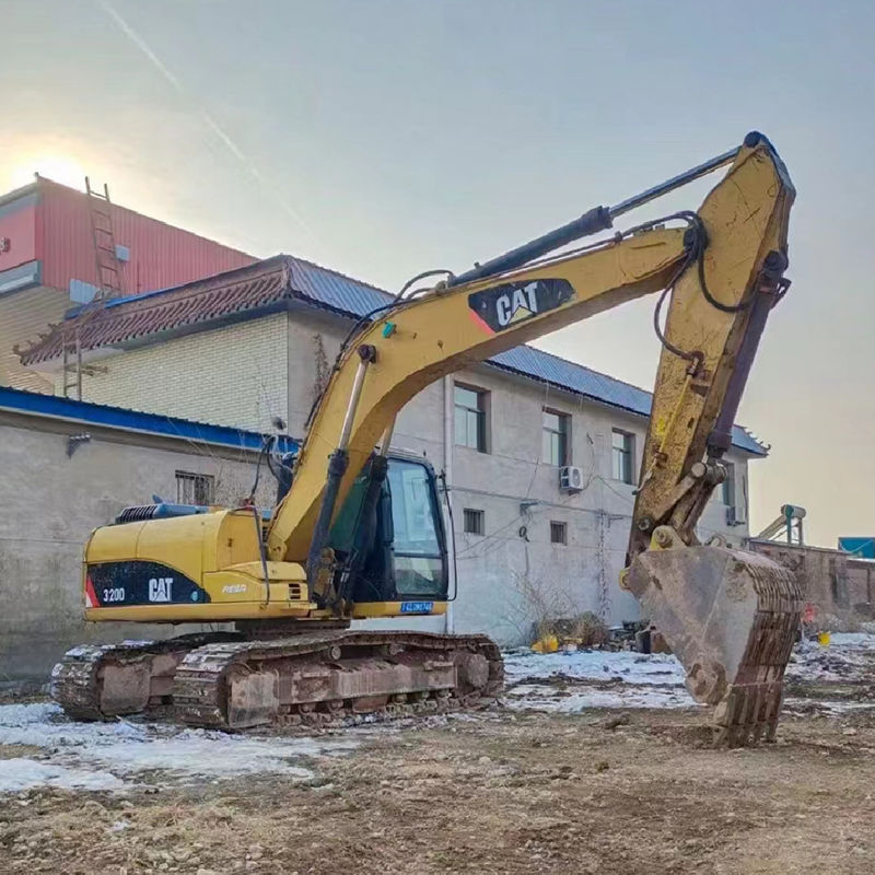 사용 된 Cat 320D2 발굴기 410L 연료 탱크와 20 톤 톤량 좋은 상태