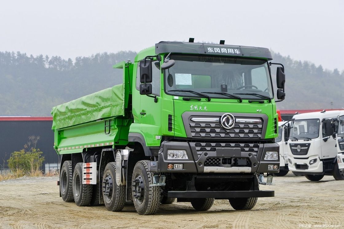 고객 요청 동펜 KC 600hp 8*4 커민스 엔진 디젤 Eruo5 무거운 트럭