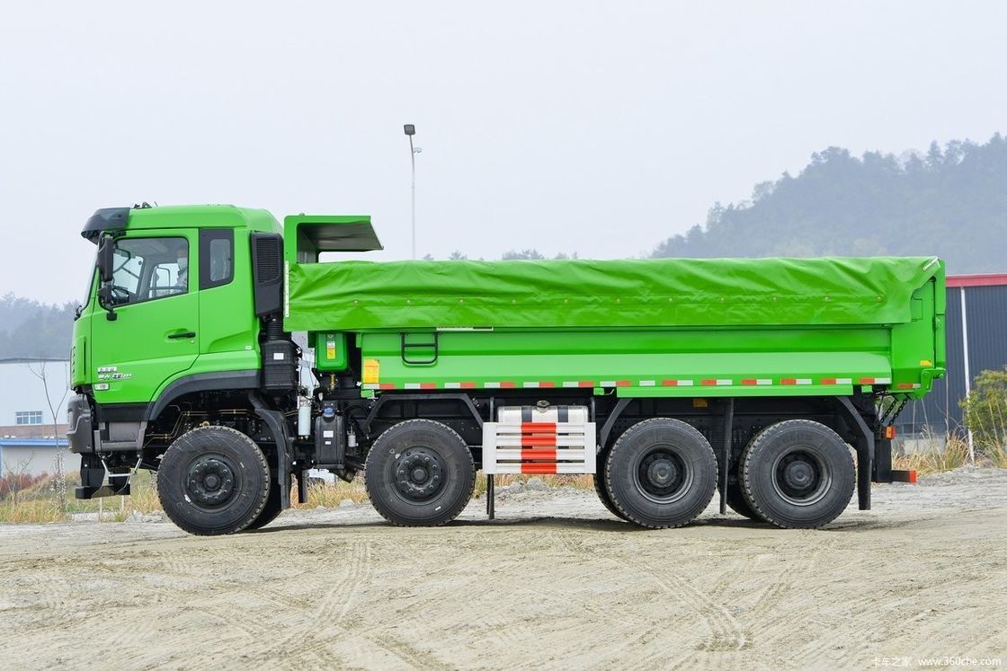 고객 요청 동펜 KC 600hp 8*4 커민스 엔진 디젤 Eruo5 무거운 트럭