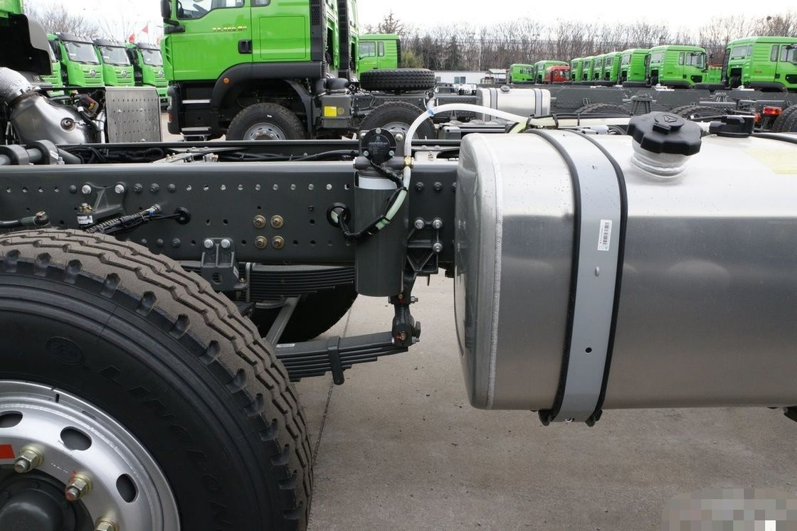 신토크 HOWO 사용 된 350hp 8X4 디젤 YCUMMINS WEICHAI 12 바퀴 티퍼 덤프 트럭 판매