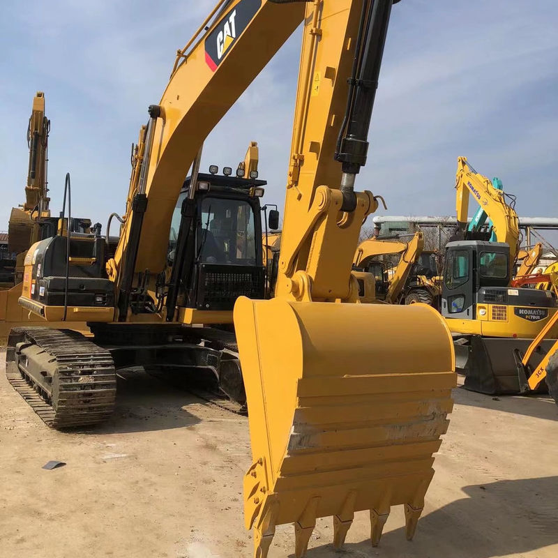 2001-4000 근무 시간 CAT 320D 20톤 수압 크롤러 발굴기 상태