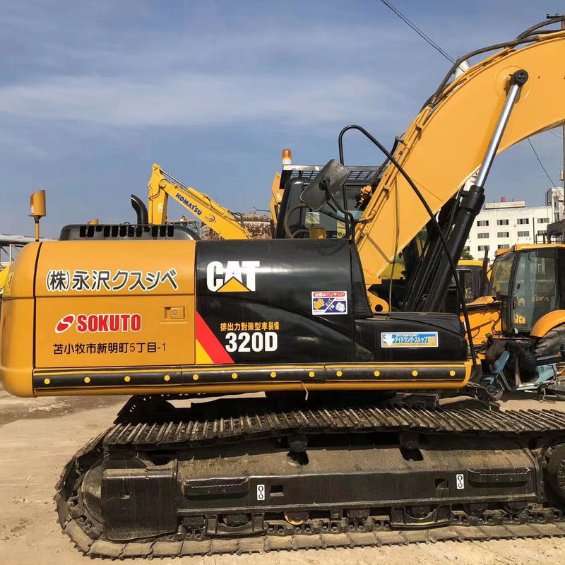 2001-4000 근무 시간 CAT 320D 20톤 수압 크롤러 발굴기 상태