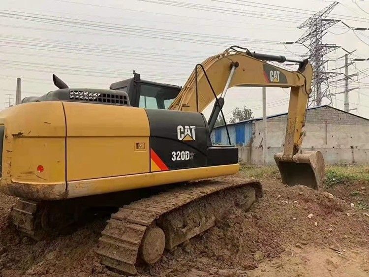 가와사키 수압 실린더 1.1m3 버킷 용량으로 사용 된 Cat 320D 크롤러 발굴기