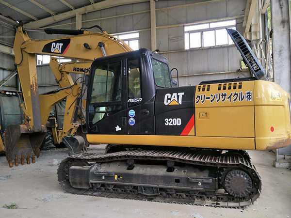 가와사키 수압 실린더 1.1m3 버킷 용량으로 사용 된 Cat 320D 크롤러 발굴기