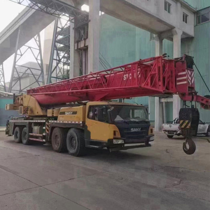 80000kg 좌측 운전 수압 트럭 크레인 80톤 STC 800 사용된 Sany 크레인 트럭