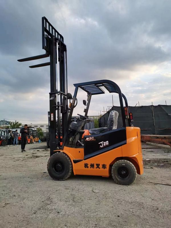 3000kg 명목중량 들어올림 높이 건설자재 상점 판매용 디젤 포크리프트