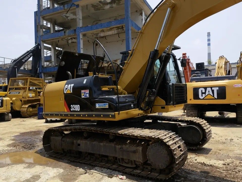2021 사용 된 Caterpillar Excavator CAT 320D2 크롤러 발굴기 20톤 운영 무게
