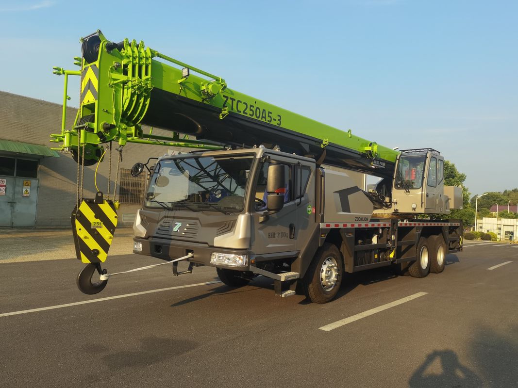 41m 크레인 기계 Zoomlion 트럭 사용 된 붐 트럭 크레인 2001-4000 작업 시간