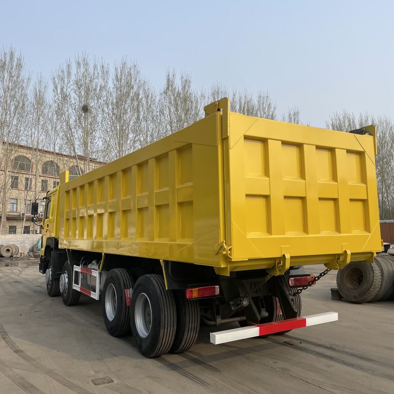 400-500L 연료 탱크 용량 HOWO 8x4 371hp 공기 서스펜션과 함께 덤퍼 틱 트럭