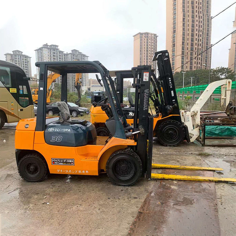 파키스탄에서 3000kg 웨이트 리프팅 도구 트리플렉스 3t 디젤 사용 된 포크리프트