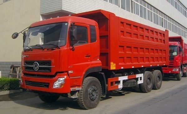 엔지니어링 운송 31-40T 용량 사용 된 6x4 10 바퀴 무거운 덤프 틱퍼 트럭