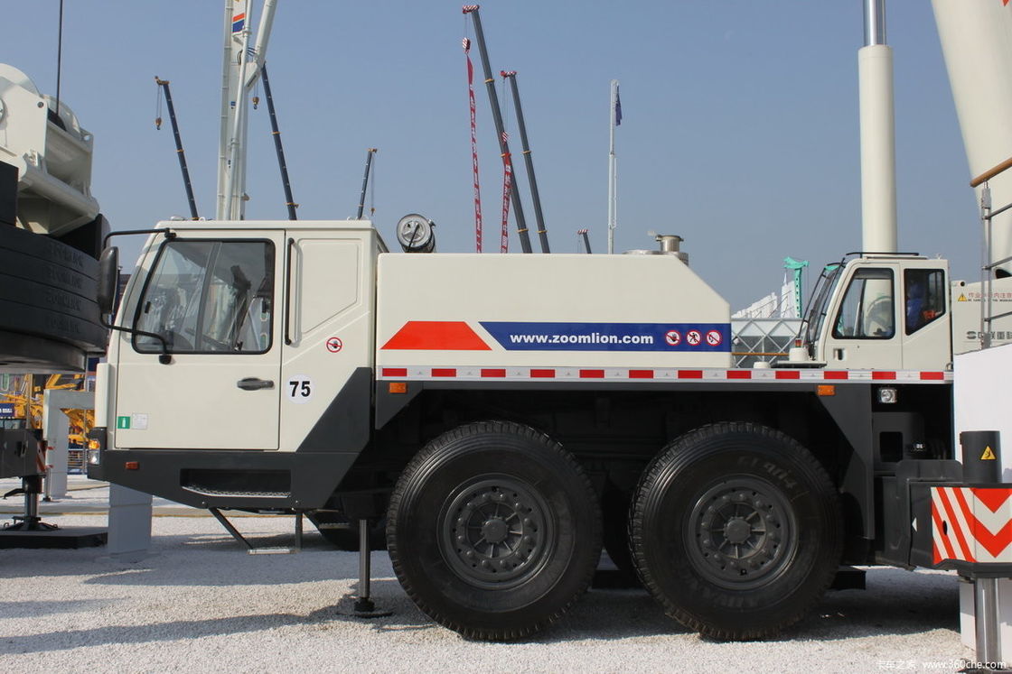 80 톤 사용 된 크레인 기계 줌리온 크레인 트럭 x3000 UAE 시장에 대한 리프팅 장비