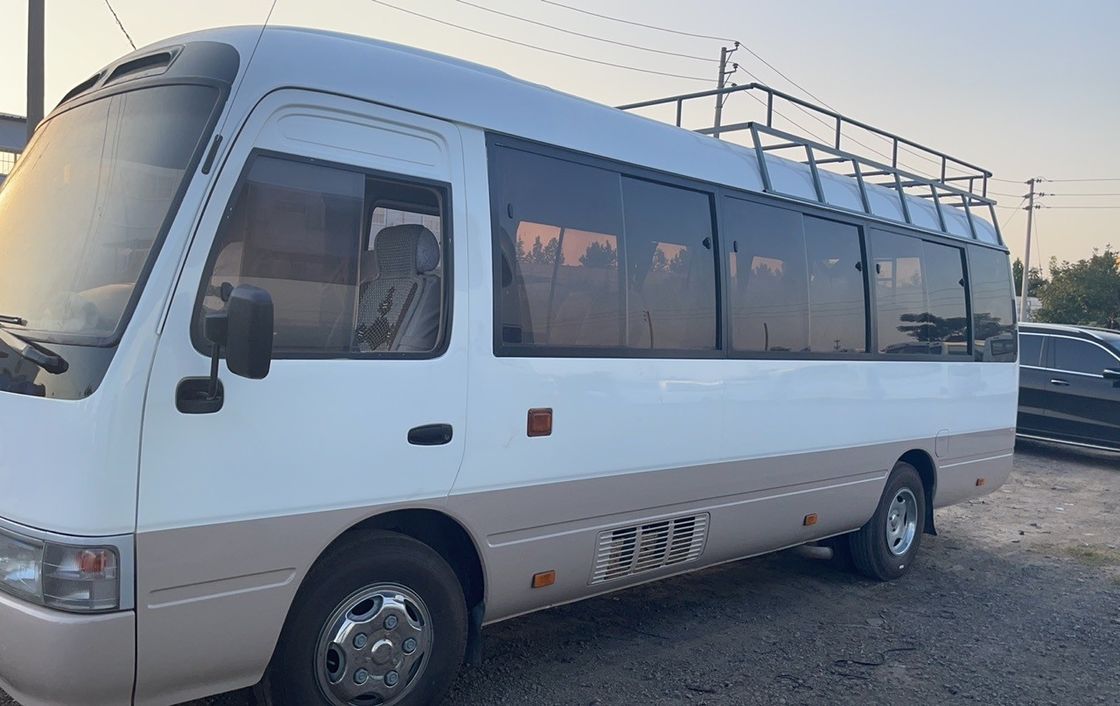 중고용 토요타 코스터 버스 럭셔리 왼손 운전 디젤 연료 타입 최대 전력 113/5200 kW