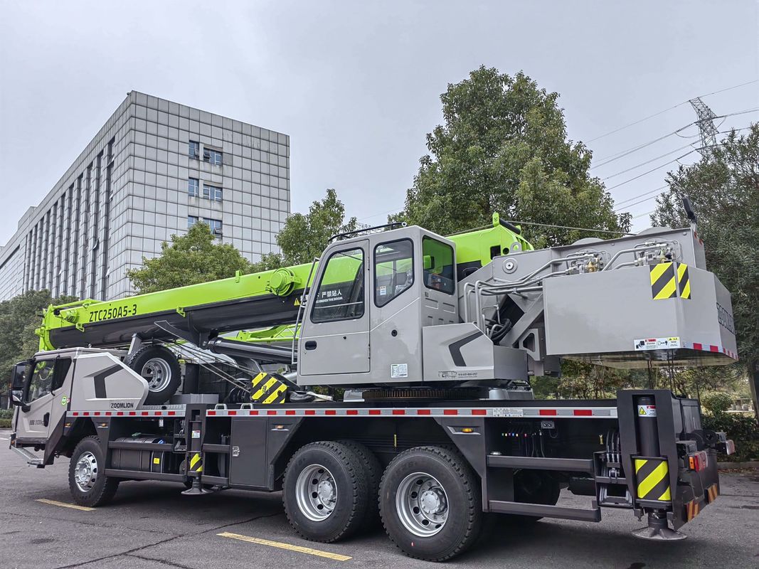 최대. 39m 25톤의 들어올림 높이 중용용 줌리온 트럭 크레인 ZTC250A