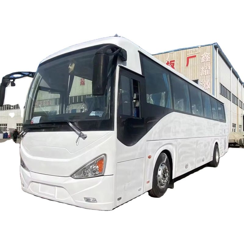 배달 준비 된 RHD LHD 코치 버스 8900ml 배량 및 수동 변속기 유형