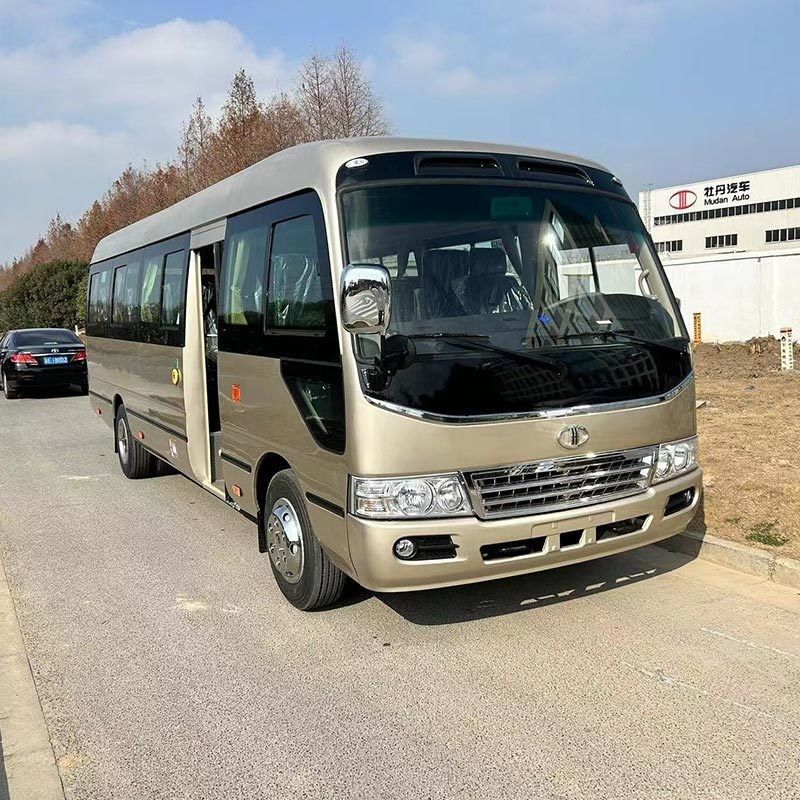 세컨드핸드 2023 일본 코스터 미니버스 30석 RHD 4L 엔진 용량