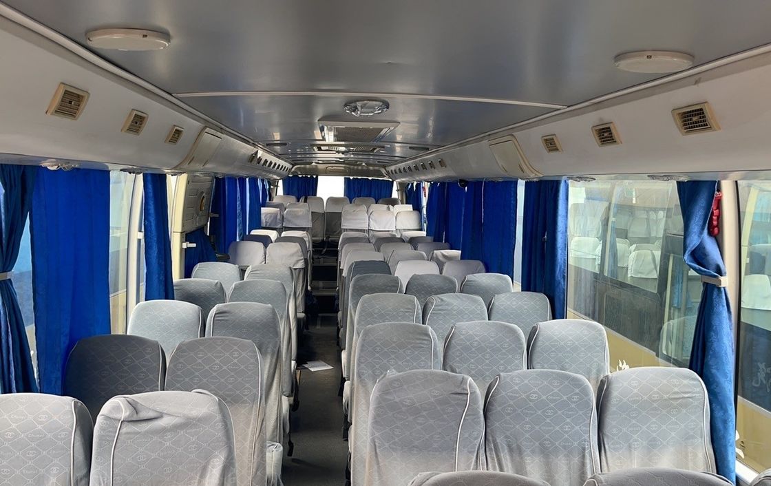 320L 연료 탱크 용량 후방 위치 완벽 재건 65 좌석 65 승객 버스