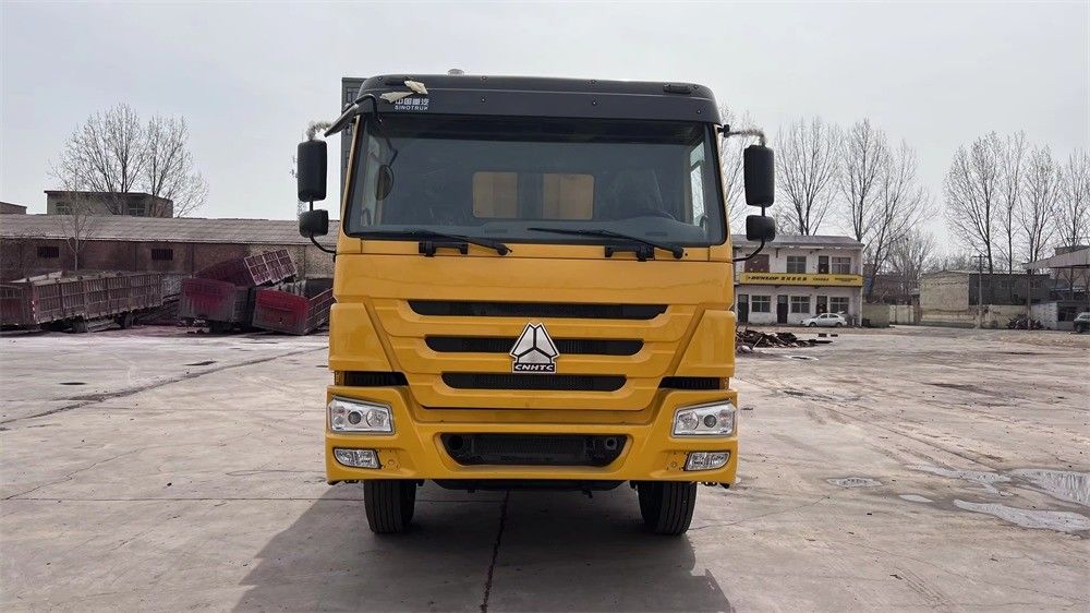 6X4 휠 드라이브 SINOTRUK 호우 광산 20톤 25톤 371hp 팅퍼 트럭 사용 된 덤프 트럭
