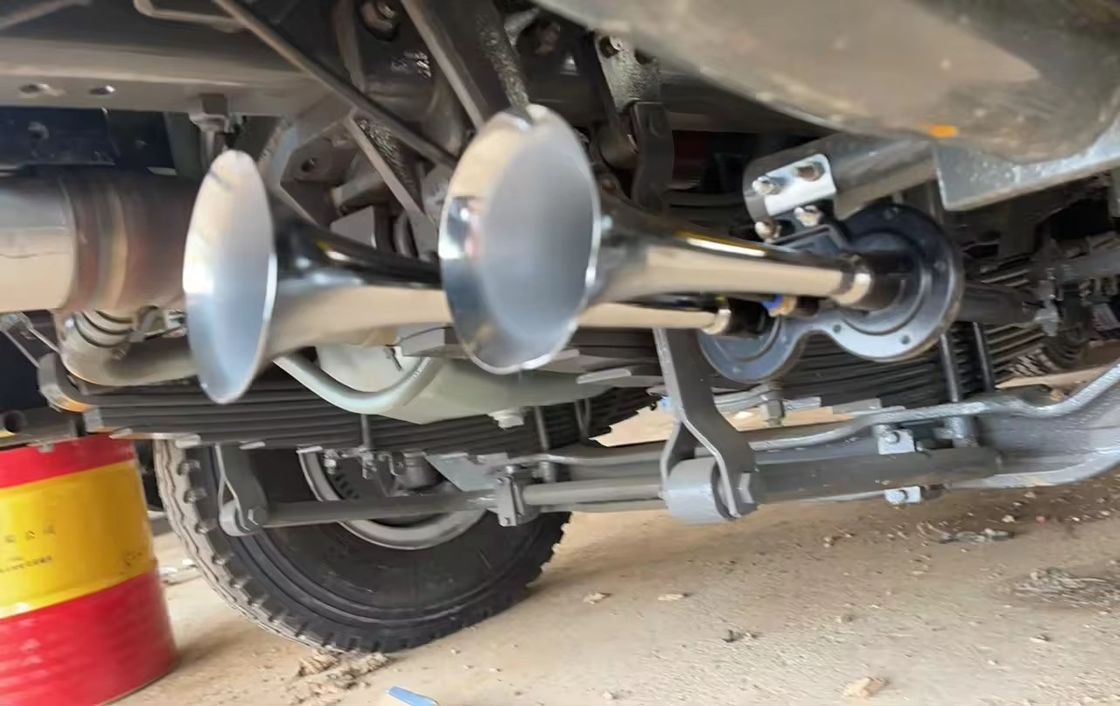 시노트럭 사용 된 6x4 30 톤 375hp 371hp Howo 중량 덤프 틱퍼 트럭 모래와 돌