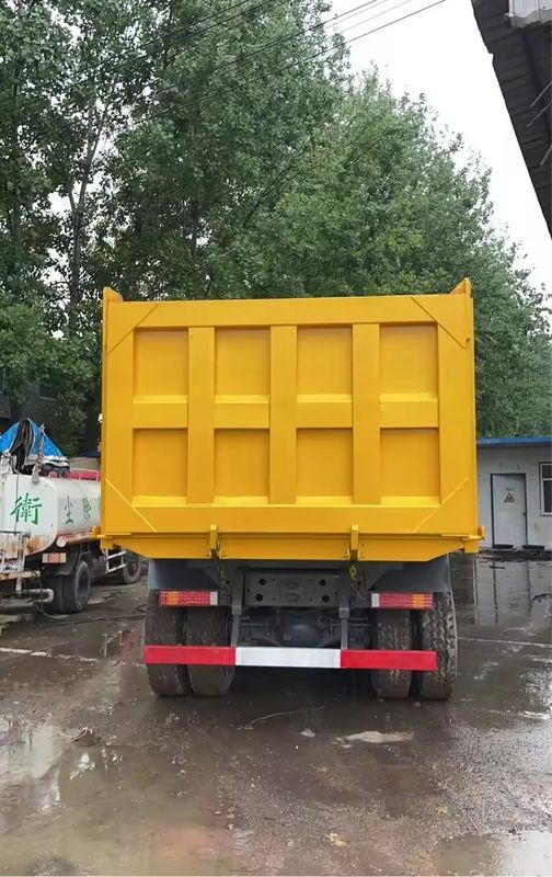 시노트럭 사용 된 6x4 30 톤 375hp 371hp Howo 중량 덤프 틱퍼 트럭 모래와 돌