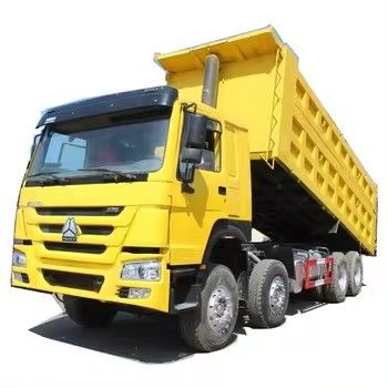 시노트룩 호보 8x4 371hp 450hp 24m3 ABS가 없는 사용 된 덤프 틱터