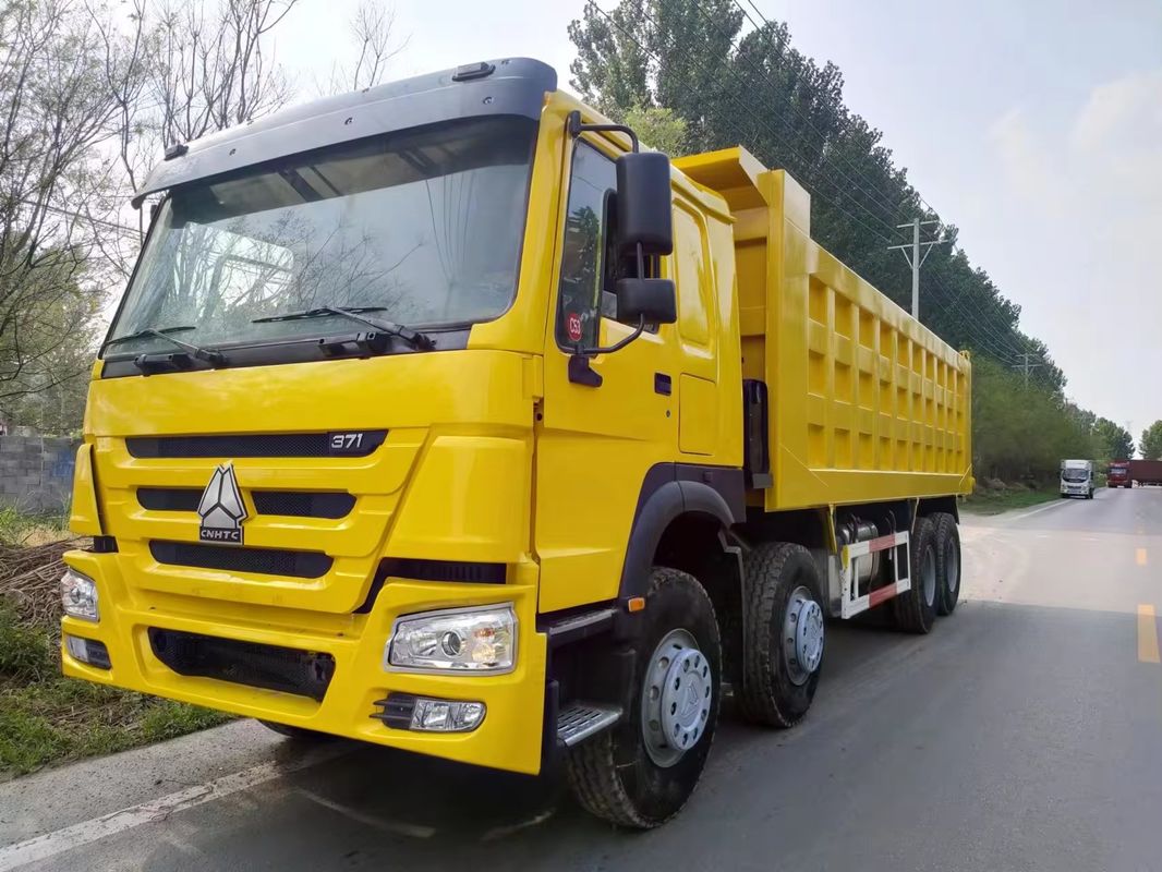 사용 된 Howo 8x4 12 휠 덤프 트럭 375 hp 디젤 엔진 ESC가 없는 모래 밀기 트럭