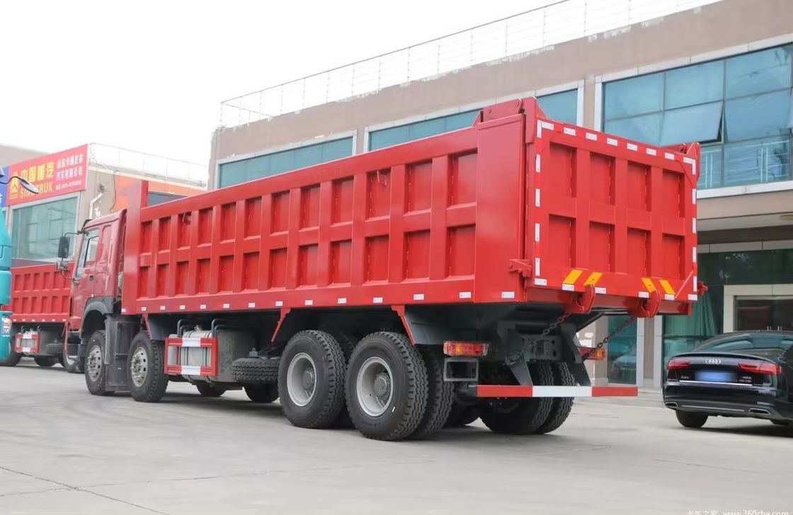 호우 8x4 12 휠 사용 된 틱퍼 트럭 40 톤 380 hp 왼쪽 스티어링과 함께 무거운 덤프 트럭