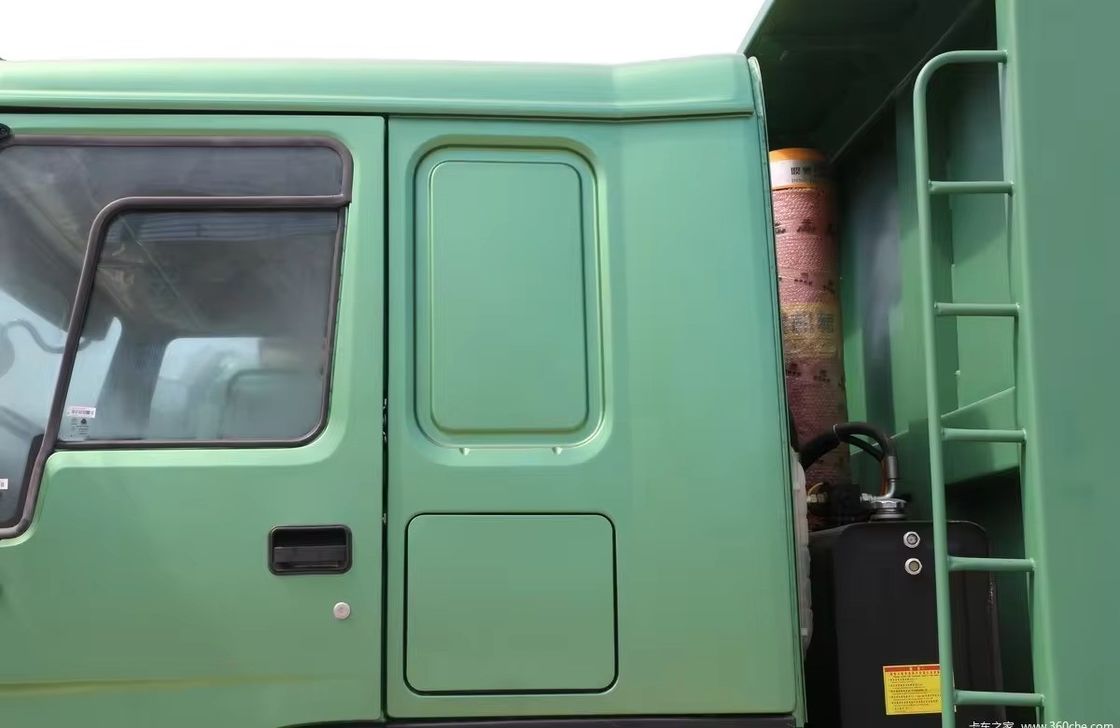 시노트럭 호우 30톤 6x4 375hp 사용 된 틱퍼 트럭 세그먼트 무거운 트럭과 함께 덤프 트럭