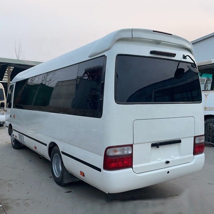 30 좌석 좋은 상태 사용 된 디젤 토요타 코스터 버스 엔진 용량 6-8L 디젤