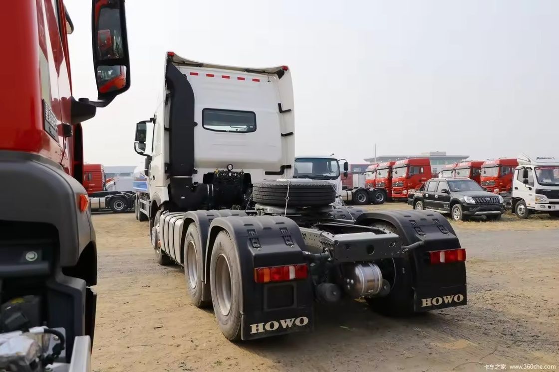 시노트룩 호우 6x4 10 휠 트랙터 트럭 사용 371hp 440hp 실린더 6 타이어 10번