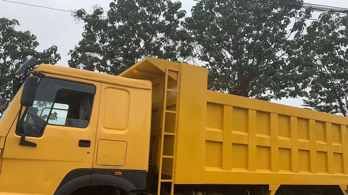 6x4 호우 트럭 사용 된 틱퍼 HOWO 틱핑 덤퍼 트럭 중고 덤퍼 트럭 370HP