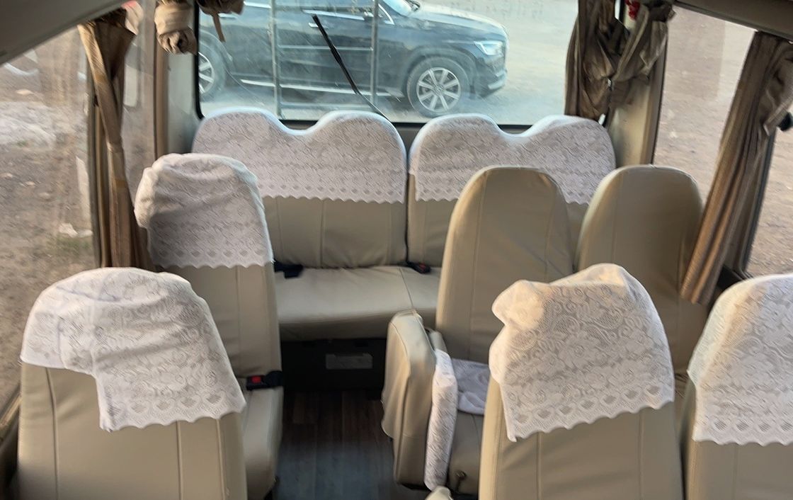 사용 된 디젤 30 좌석 토요타 코스터 버스 좋은 상태 LHD 7.00R16 타이어 G.V.W 5900 kg