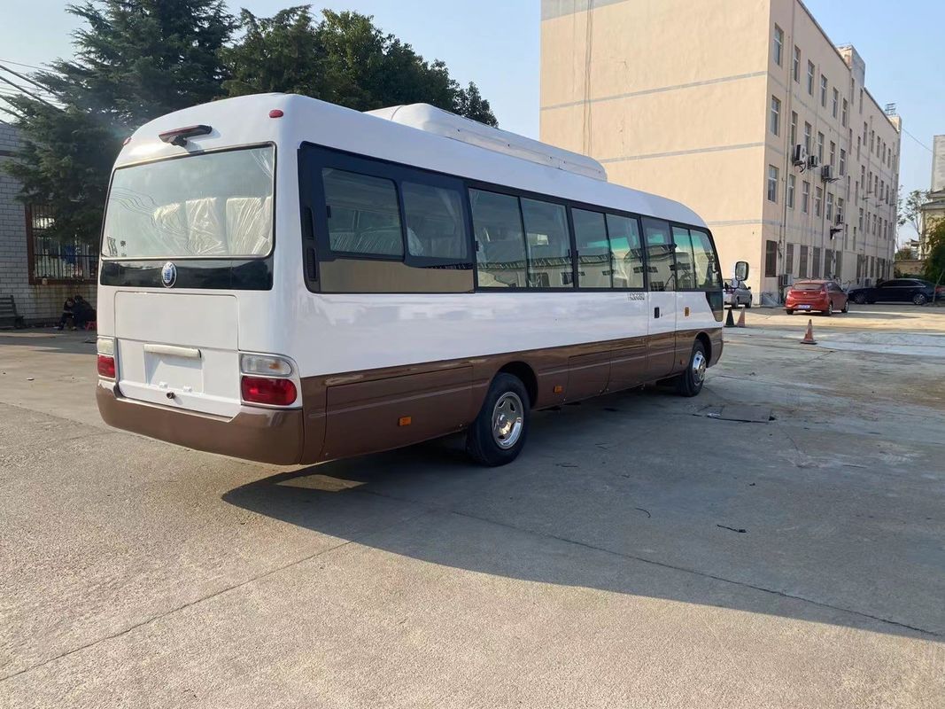 M156 변속기와 최고 유로 3 배출량으로 30석 디젤 코스터 버스