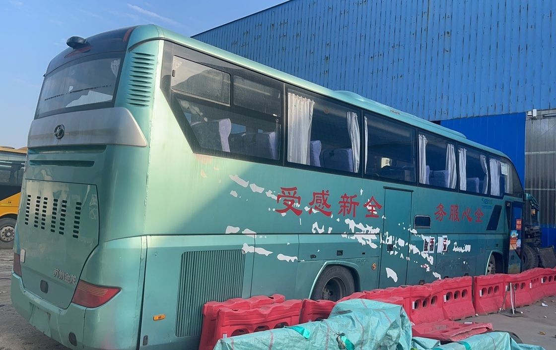 70석 승차차 버스 고급 투어 승차차 LHD 스티어링 및 넓은 인테리어