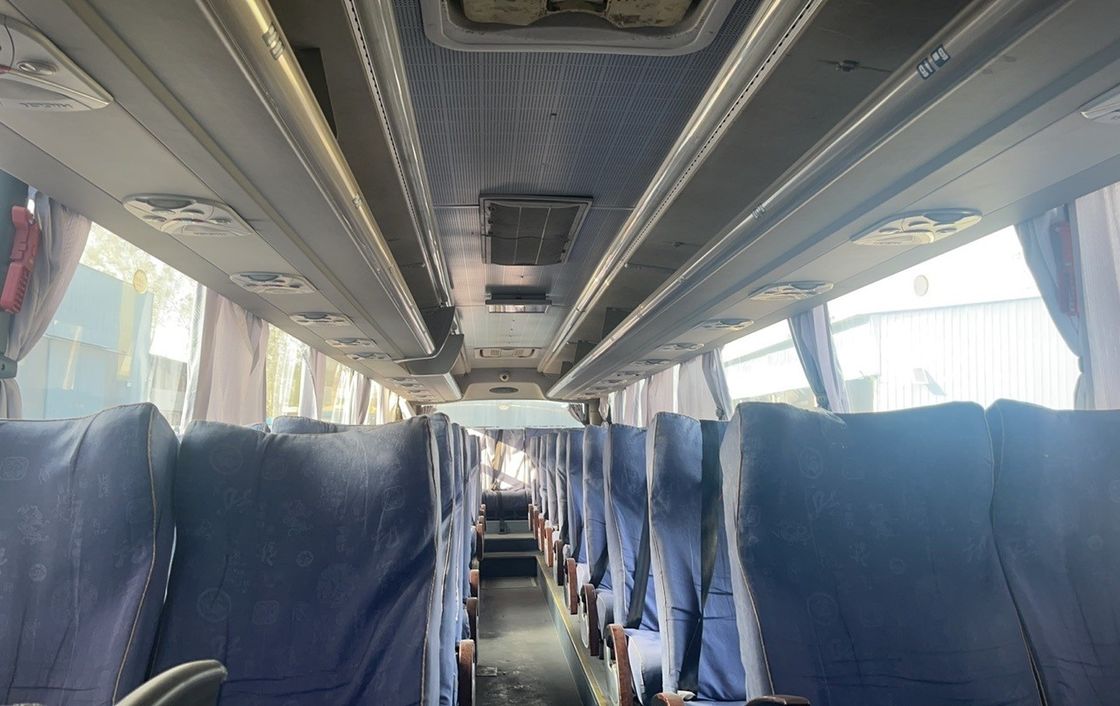 70석 승차차 버스 고급 투어 승차차 LHD 스티어링 및 넓은 인테리어