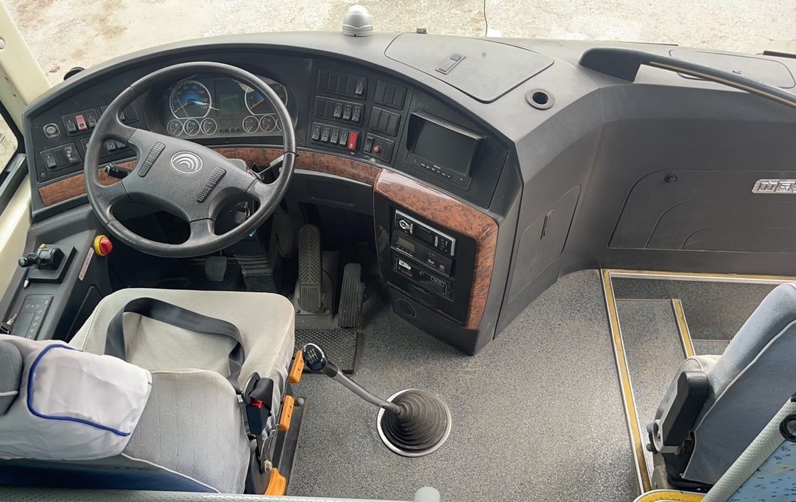 고급 12M 65 좌석 유차 엔진으로 사용 된 코치 버스