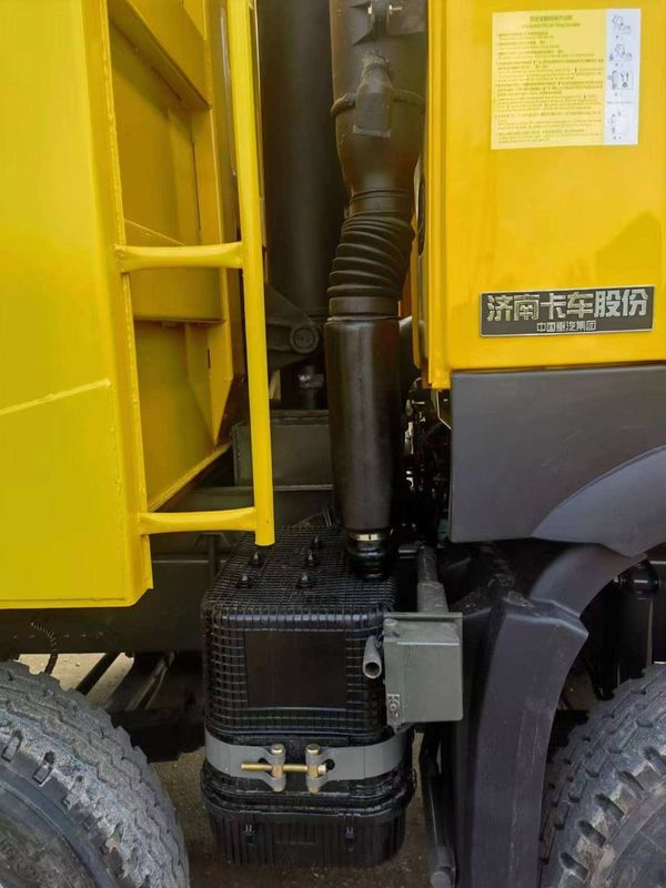 완전히 리모델링 된 사용 된 Howo 8x4 371hp 20-24 큐브 미터 티퍼 트럭 덤퍼 디젤