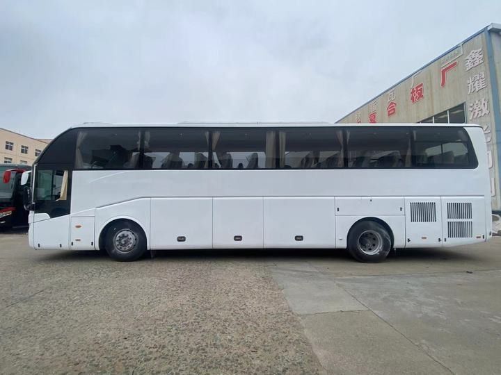 사용 된 12m 고급 디젤 관광 코치 버스 55 좌석과 최대 토크 1460N.m