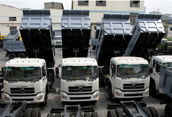 310-440hp 동펜 덤퍼 트럭 6X4 운전 부하 30 톤 이상