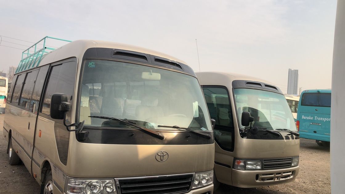 30 좌석 코스터 버스 수동 변속기 타입과 G.V.W kg 5900의 저렴한 가격