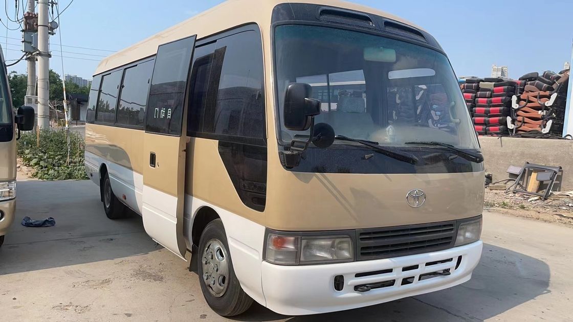저렴한 가격에 사용 된 토요타 코스터 버스 30 좌석과 디젤 엔진 좋은 상태