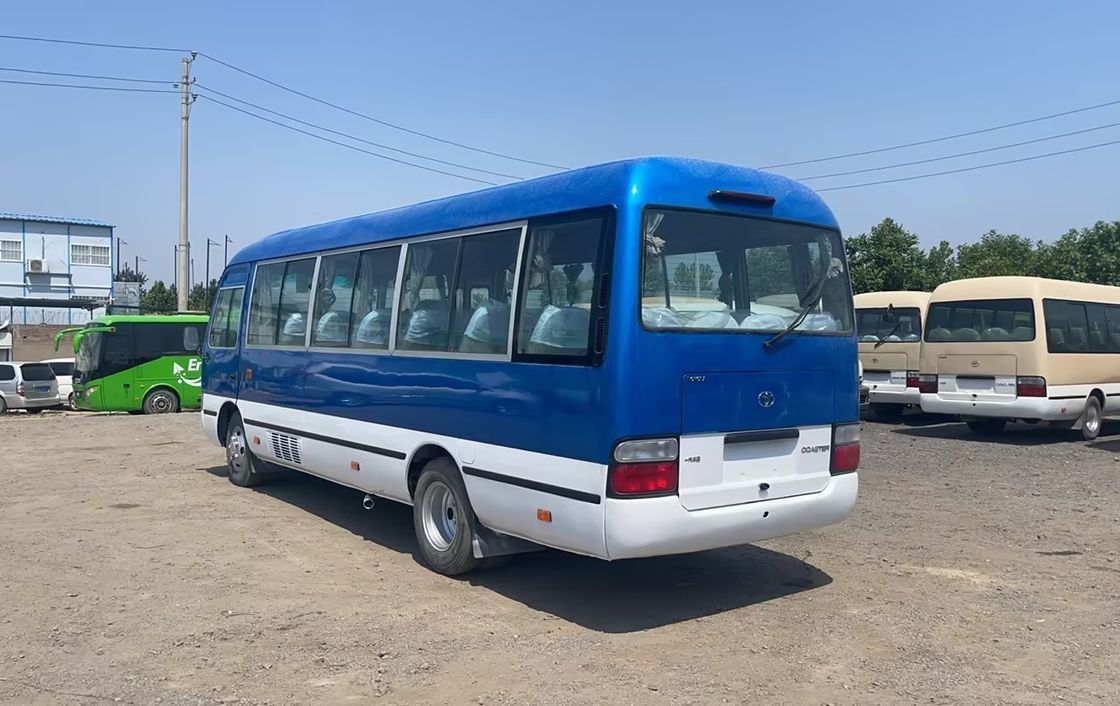 수동변속기 30석 가솔린 코스터와 G.V.W. 5900kg와 5900kg G.V.W.