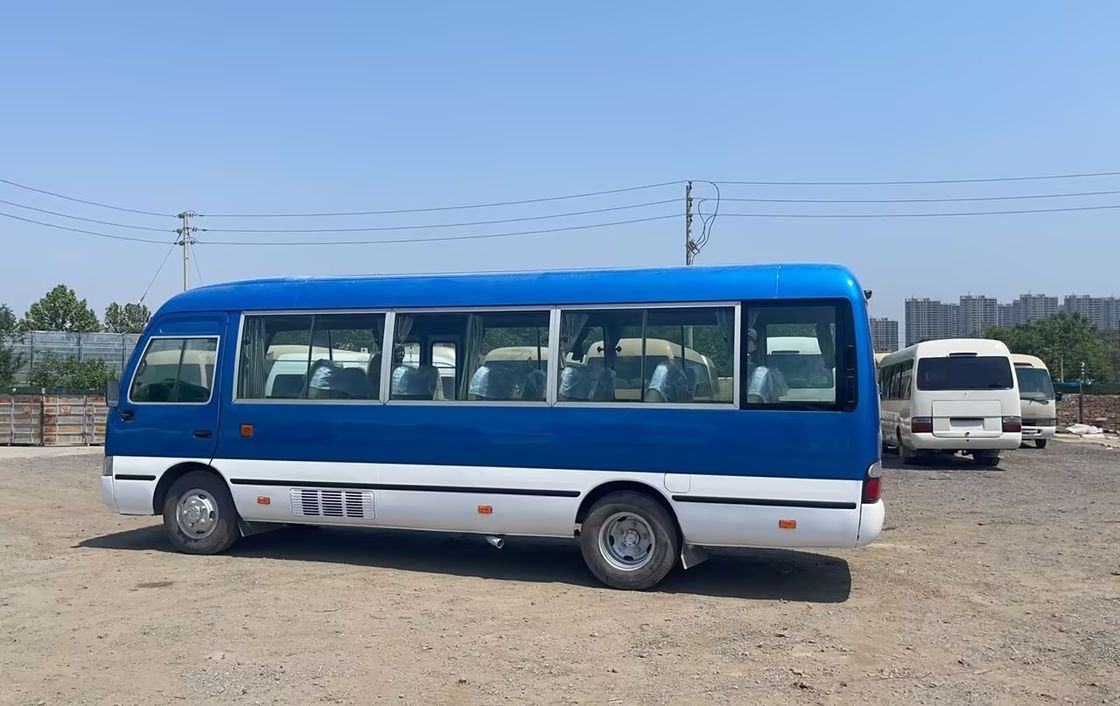 수동변속기 30석 가솔린 코스터와 G.V.W. 5900kg와 5900kg G.V.W.